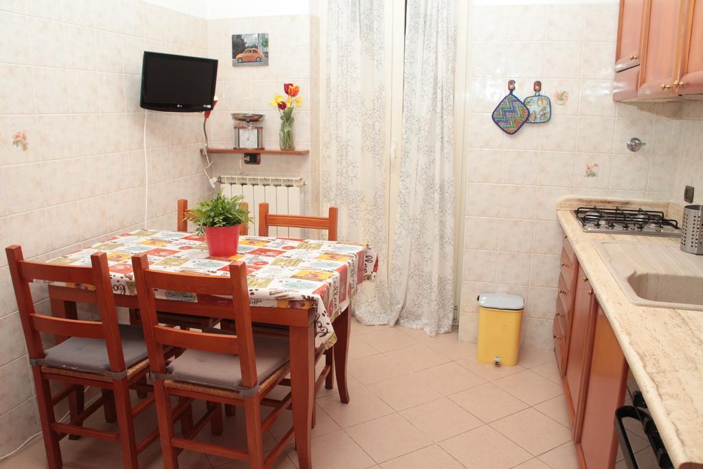 Vatican Stemar House Rome Room photo