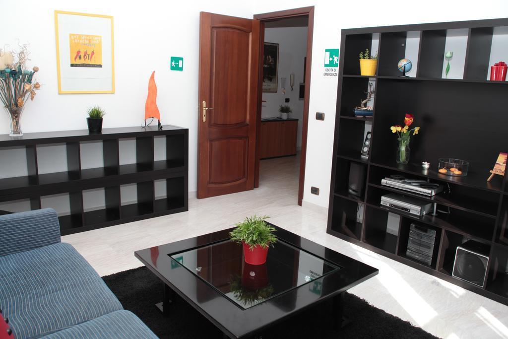 Vatican Stemar House Rome Room photo